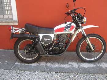 YAMAHA XT 500 1976 1a serie scarico basso - telaio n.0019